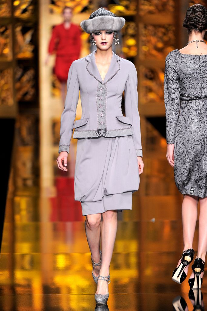 Christian Dior F/W 09 Look 81