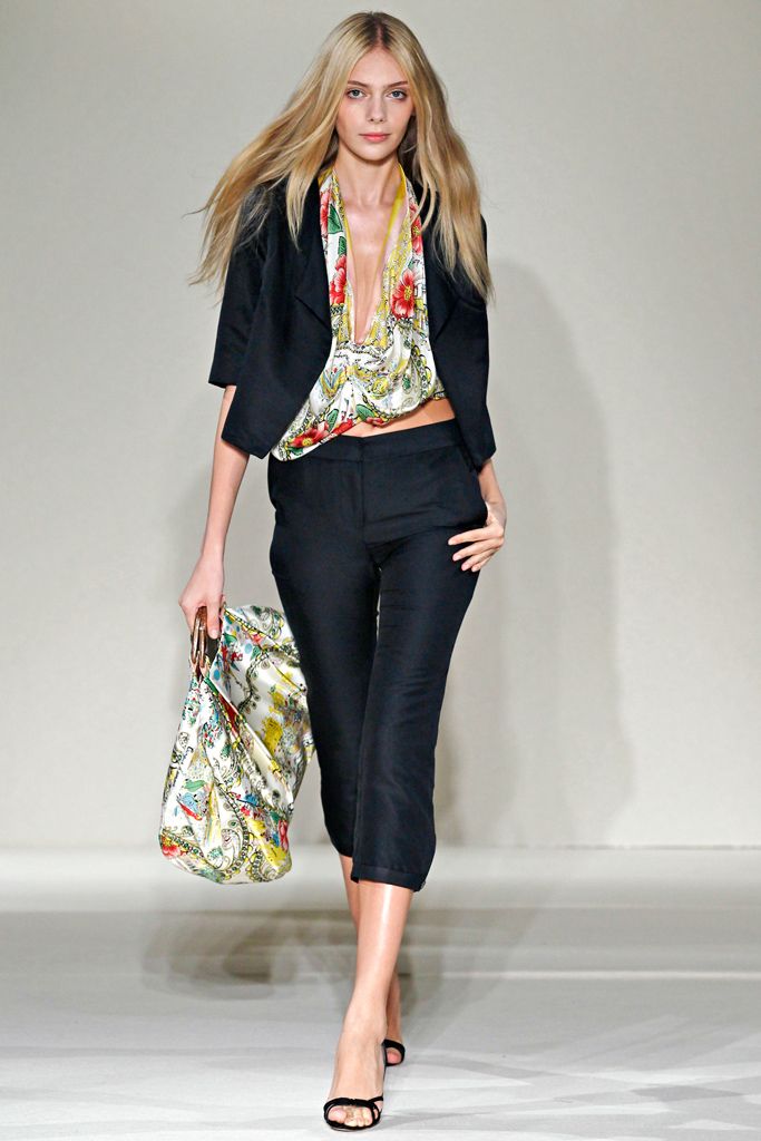Collette Dinnigan S/S 11 Look 91