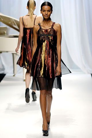 Chalayan F/W 06 Look 122