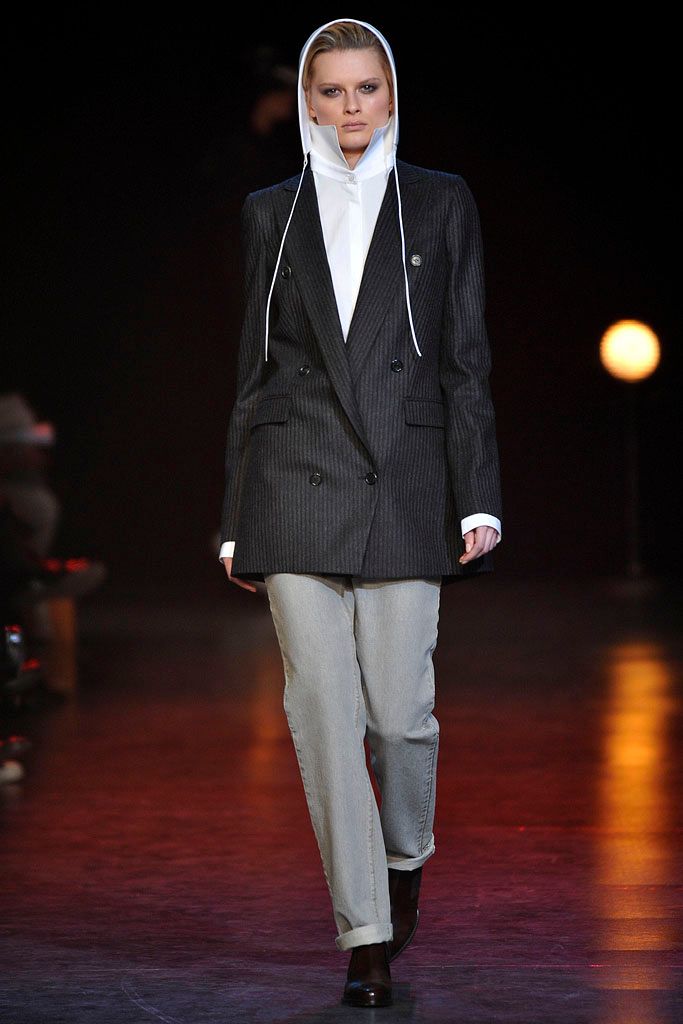 Chalayan F/W 10 Look 26