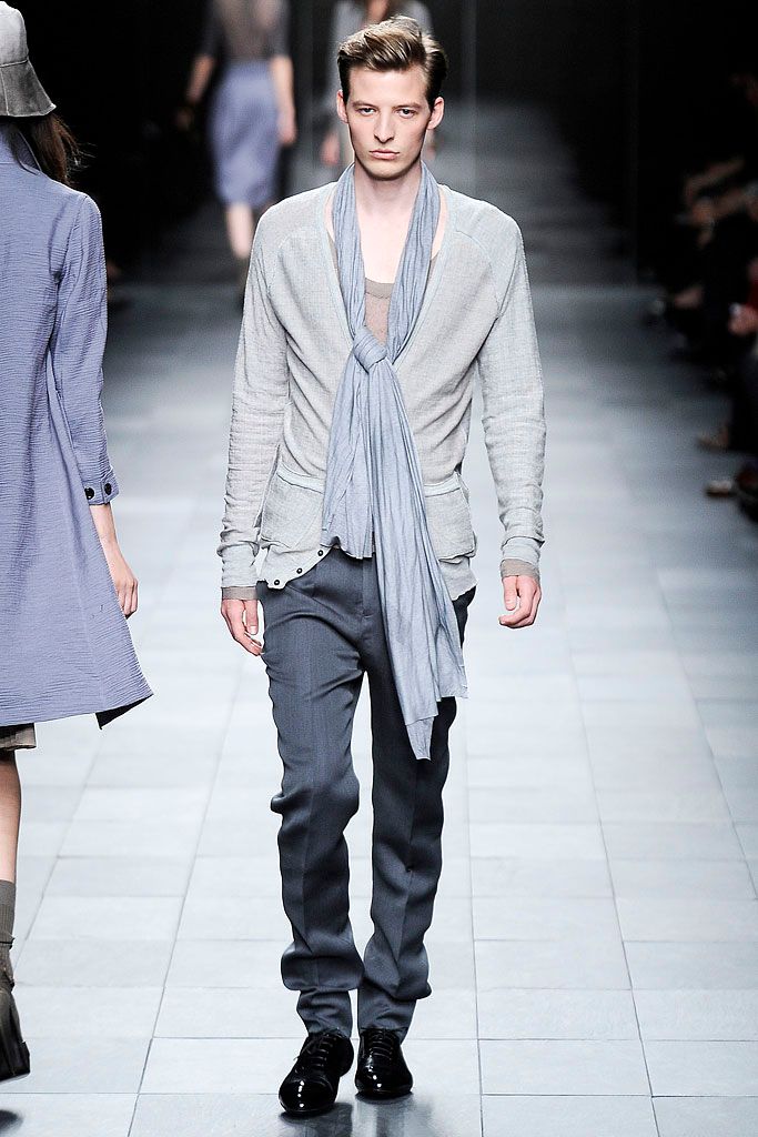 Burberry S/S 09 Look 104