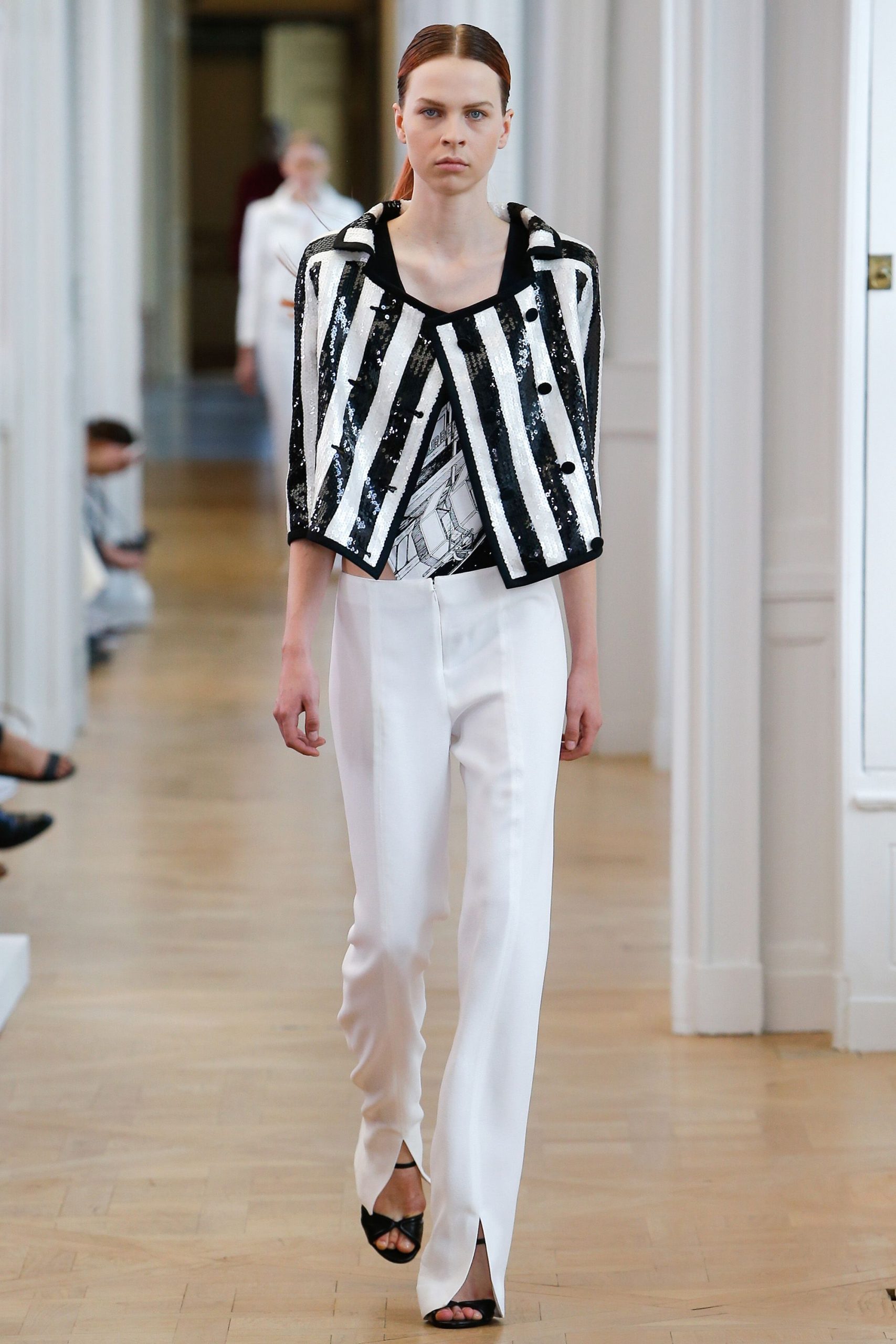 Courrèges S/S 17 Look 17