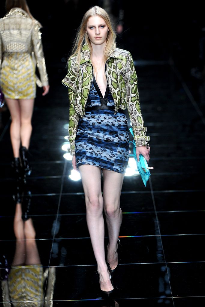 Burberry S/S 11 Look 170