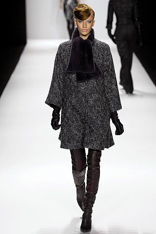 Carmen Marc Valvo F/W 07 Look 16