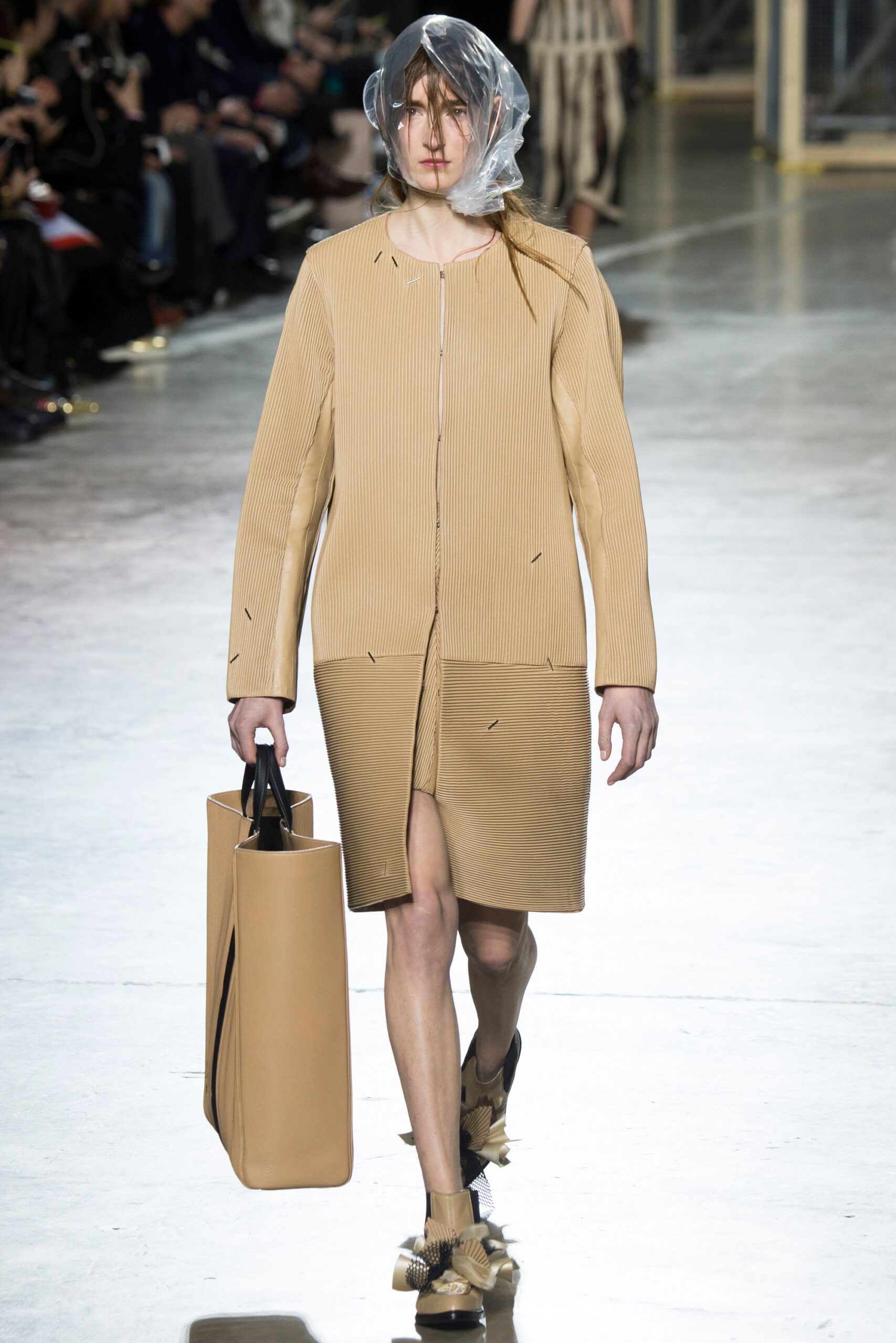 Christopher Kane Fall 2016 Ready-to-Wear