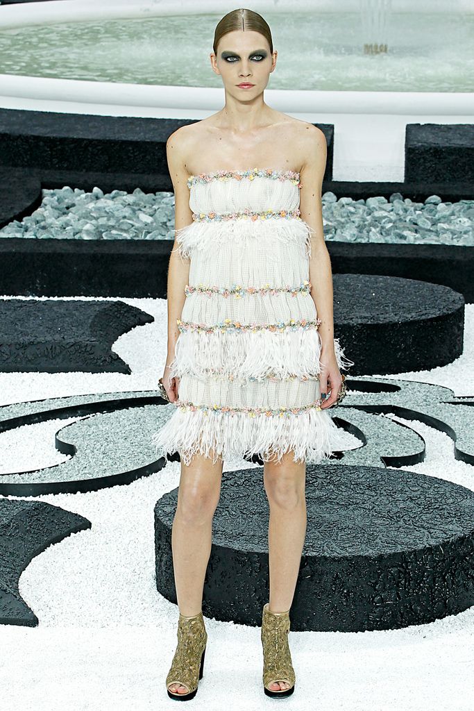 Chanel S/S 11 Look 199