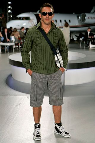 Chanel Resort 08 Look 136