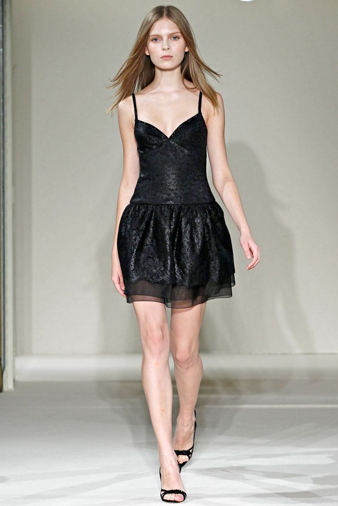 Collette Dinnigan S/S 11 Look 107