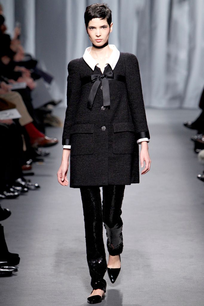 Chanel S/S 11 Couture Look 122