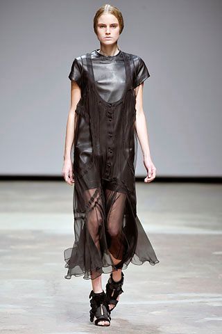Christopher Kane F/W 08 Look 41
