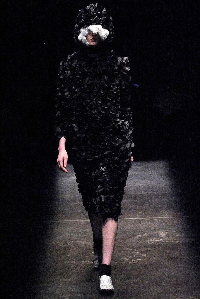 Comme des Garçons S/S 09 Look 224