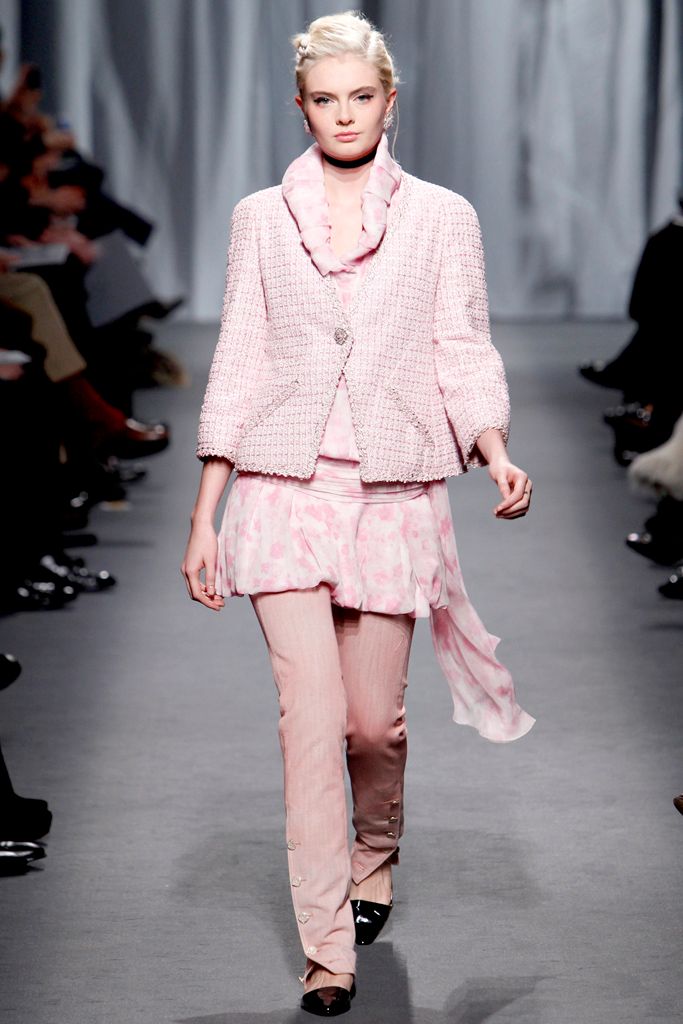 Chanel S/S 11 Couture Look 142