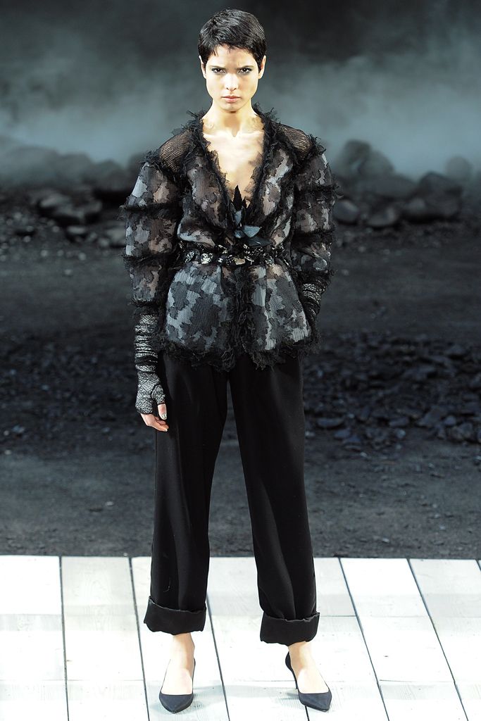 Chanel F/W 11 Look 338