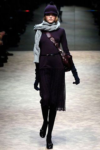 Burberry F/W 06 Look 93