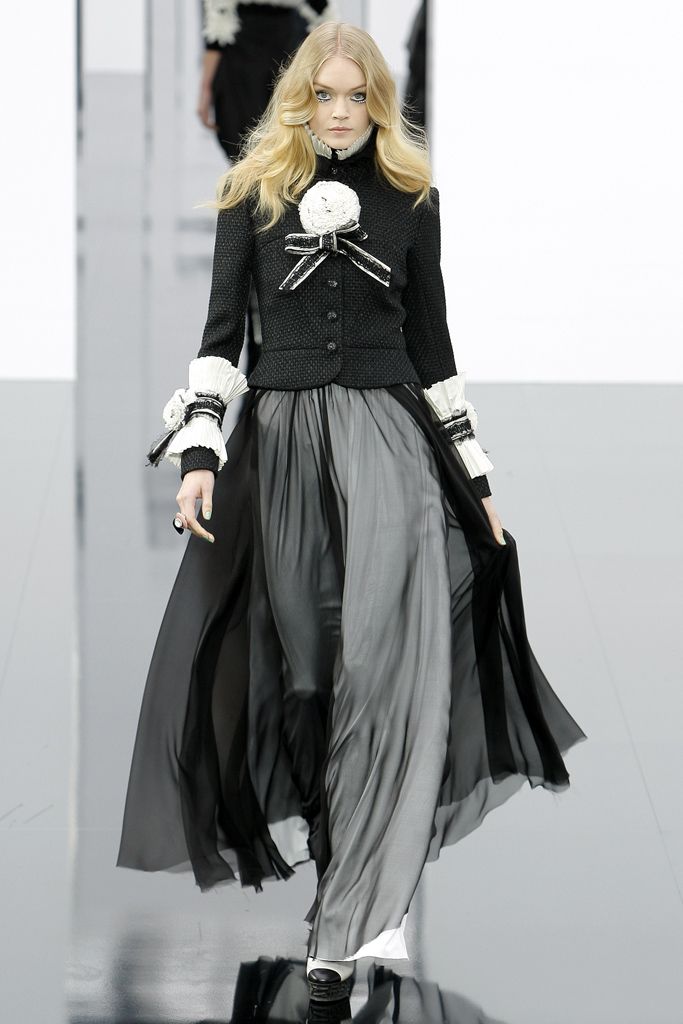 Chanel F/W 09 Look 355