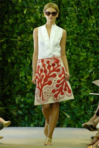 Carolina Herrera Resort 08 Look 23