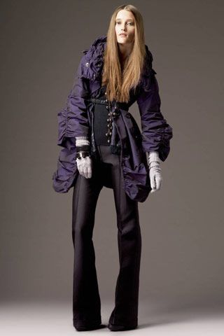 Burberry F/W 08 Look 22