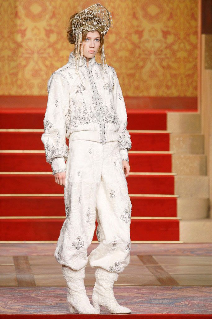 Chanel F/W 09 Look 281