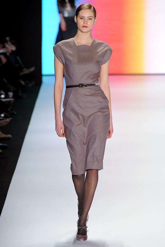 Carolina Herrera F/W 11 Look 46