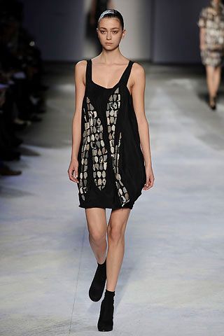 Chalayan F/W 08 Look 183
