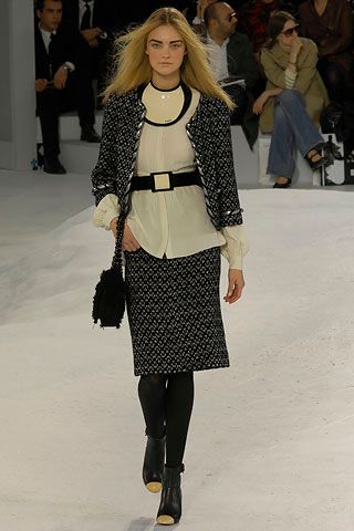 Chanel F/W 07 Look 56