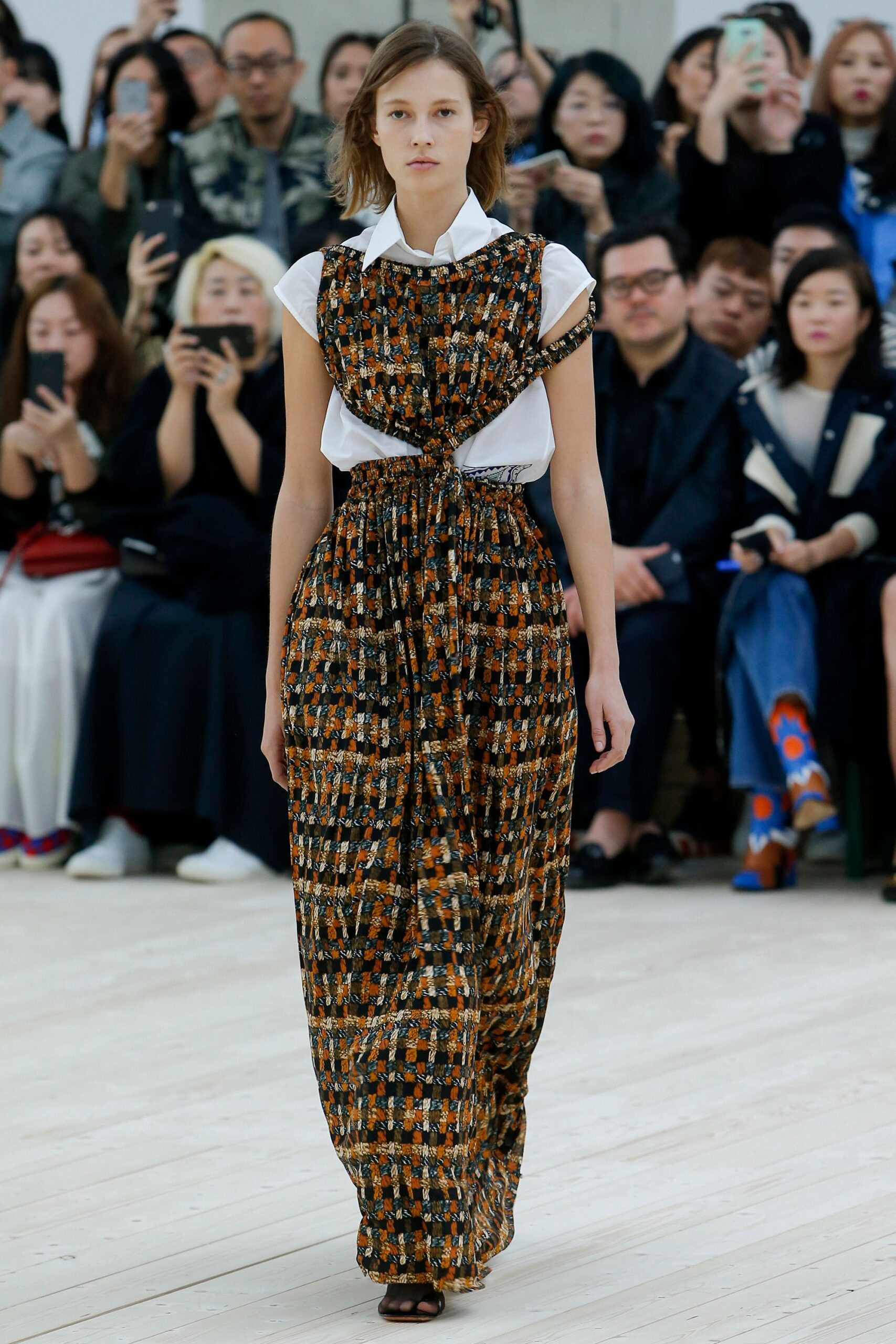 Celine S/S 17 Look 28