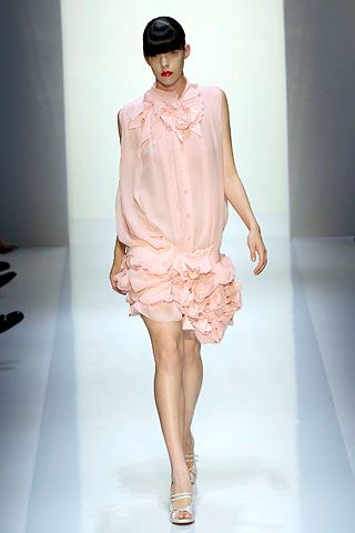 Daks by Giles Deacon S/S 08 Look 41