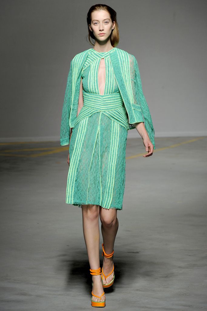 Christopher Kane S/S 11 Look 90
