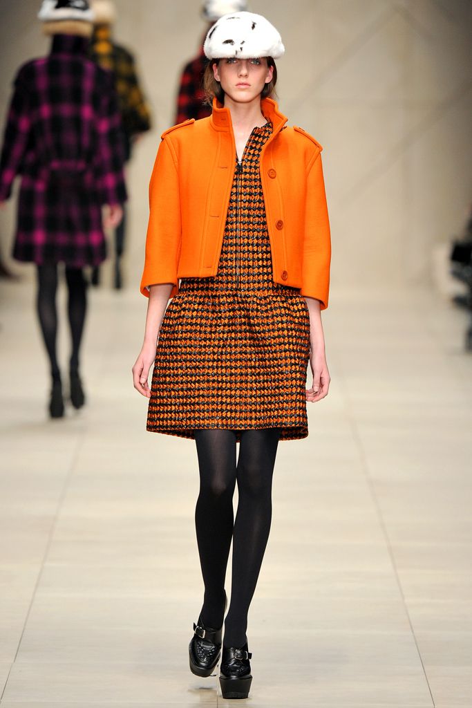 Burberry F/W 11 Look 77