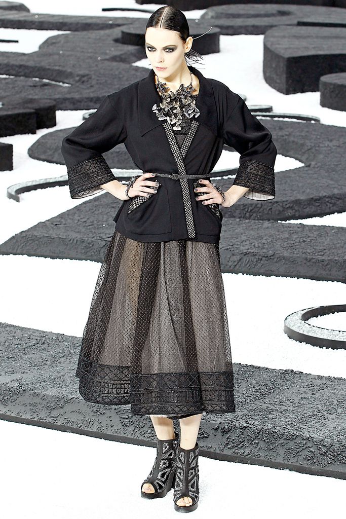 Chanel S/S 11 Look 305