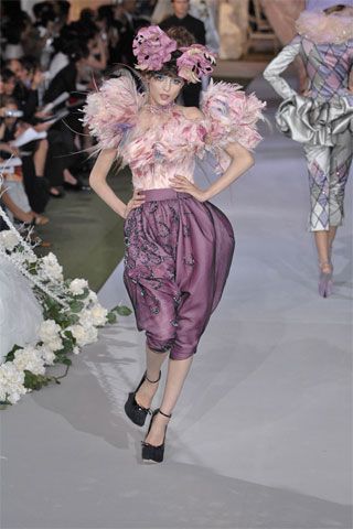 Christian Dior F/W 07 Couture Look 48