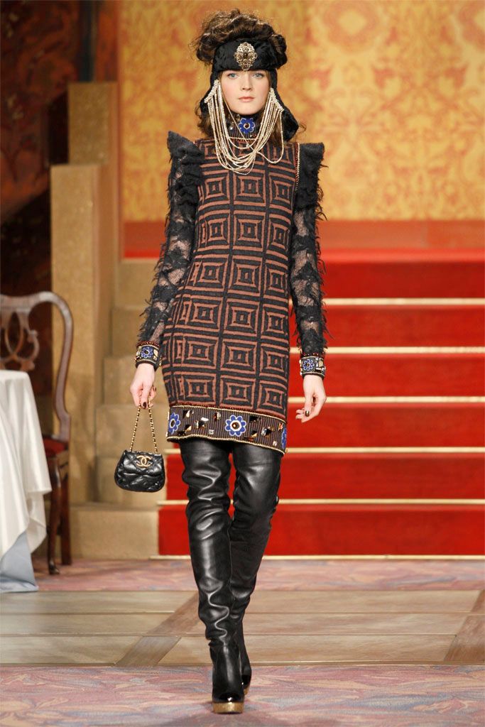 Chanel F/W 09 Look 261