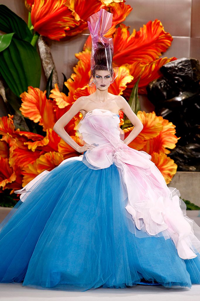 Christian Dior F/W 10 Couture Look 170