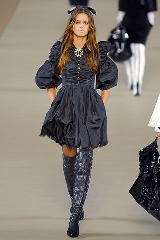 Chanel F/W 06 Look 172