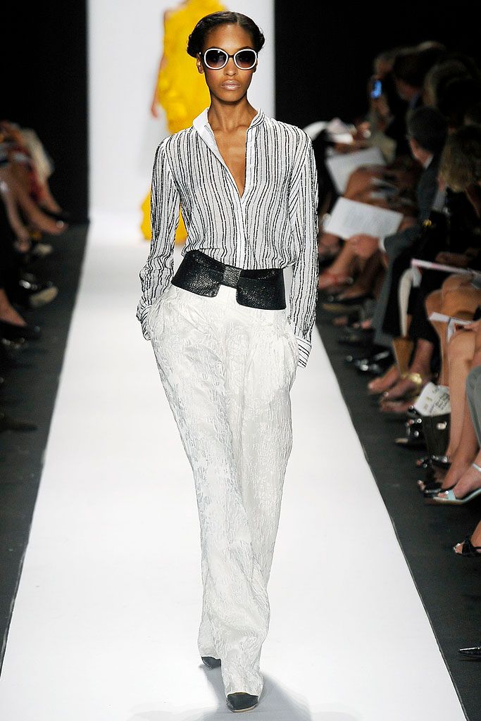 Carolina Herrera S/S 09 Look 112