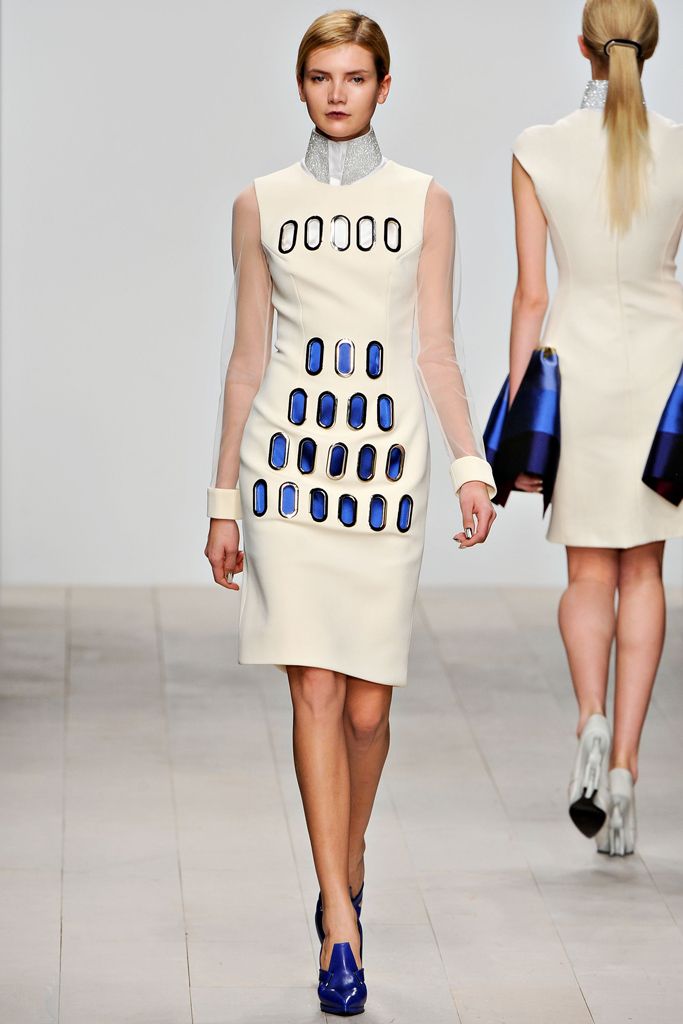 David Koma F/W 12 Look 55