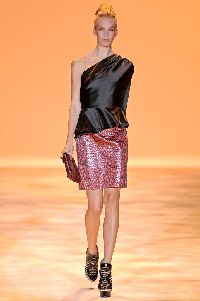 Christian Siriano S/S 11 Look 221