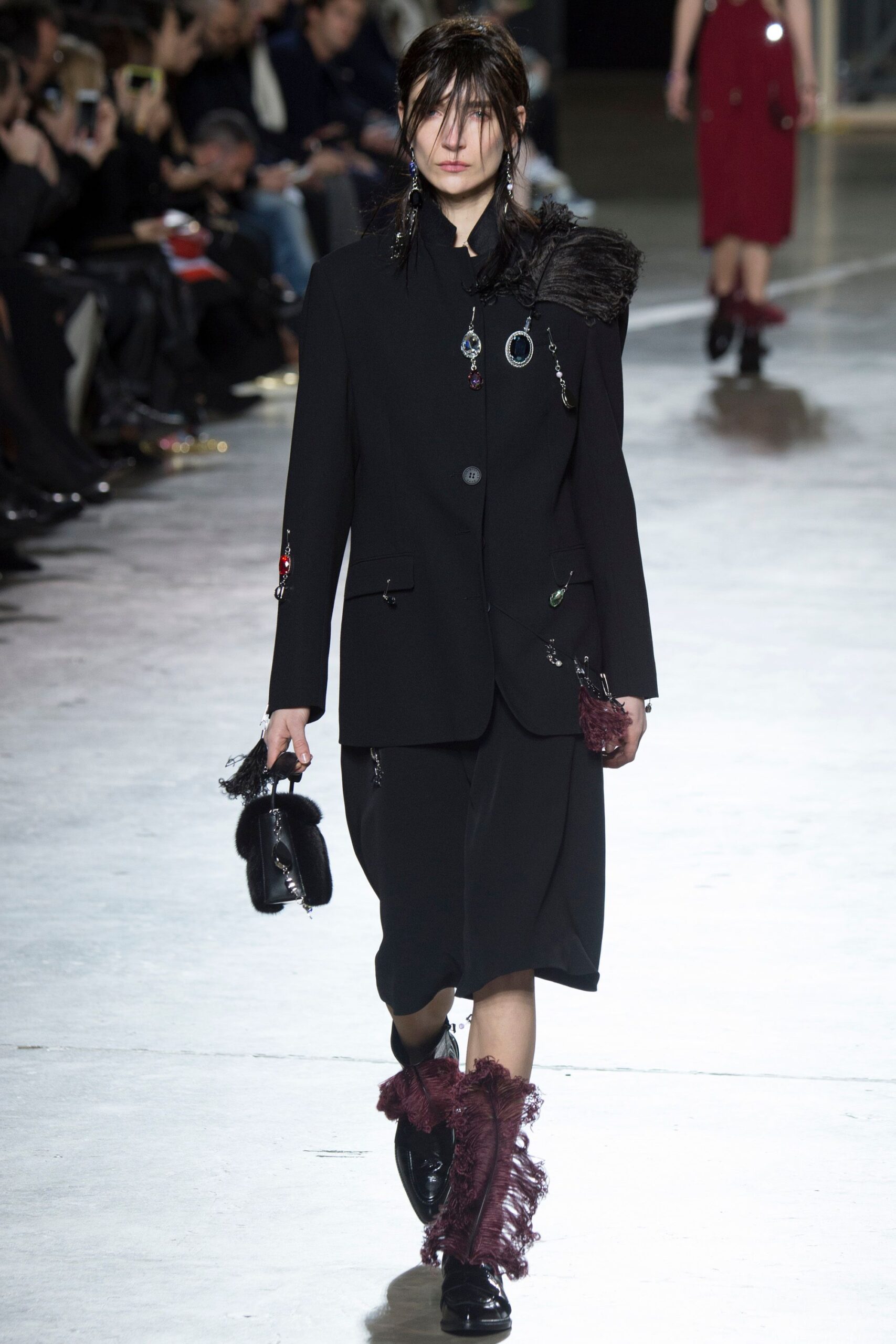 Christopher Kane F/W 16 Look 315