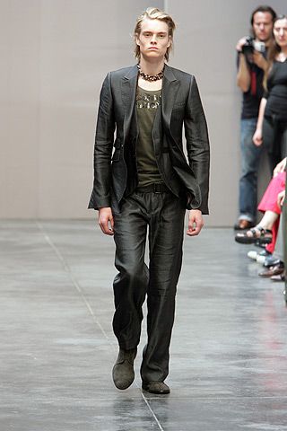 Costume National S/S 05 Menswear Look 35