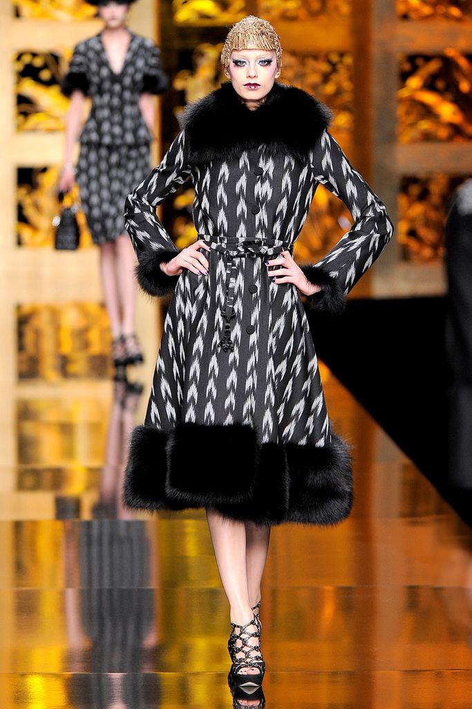 Christian Dior F/W 09 Look 6