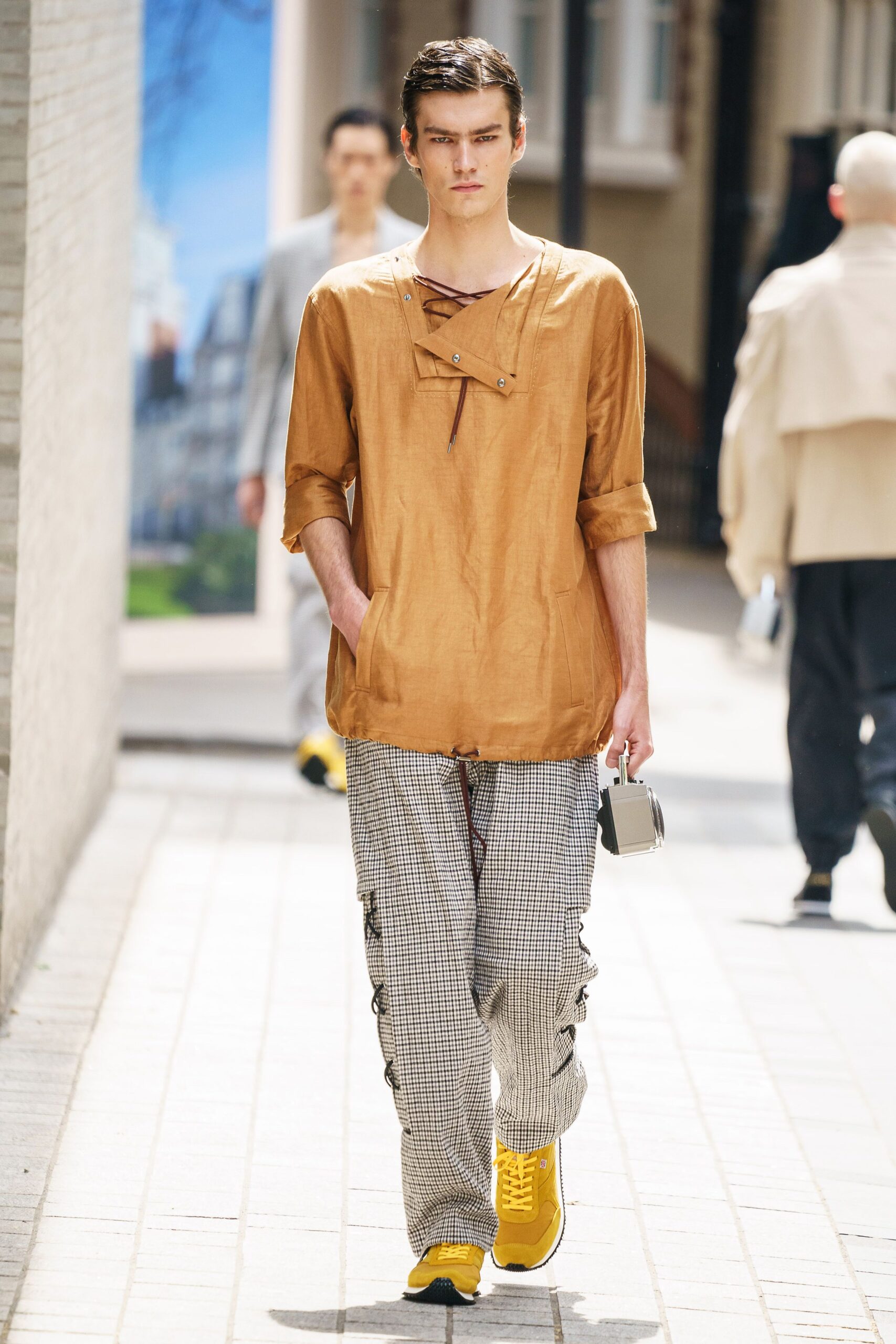 Chalayan S/S 20 Menswear Look 113