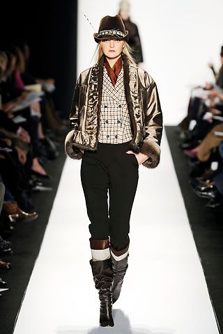 Carolina Herrera F/W 08 Look 211