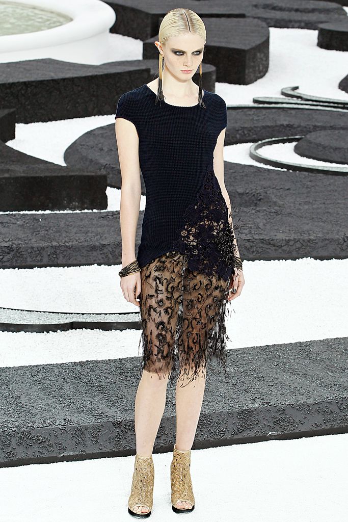 Chanel S/S 11 Look 377