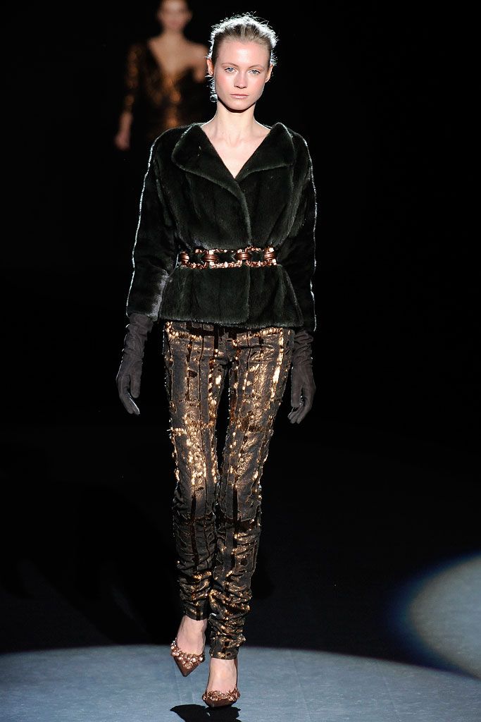 Carolina Herrera F/W 09 Look 9