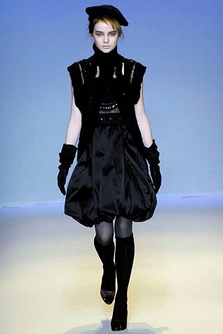 Collette Dinnigan F/W 07 Look 167