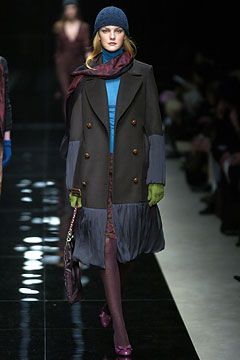Burberry F/W 04 Look 109