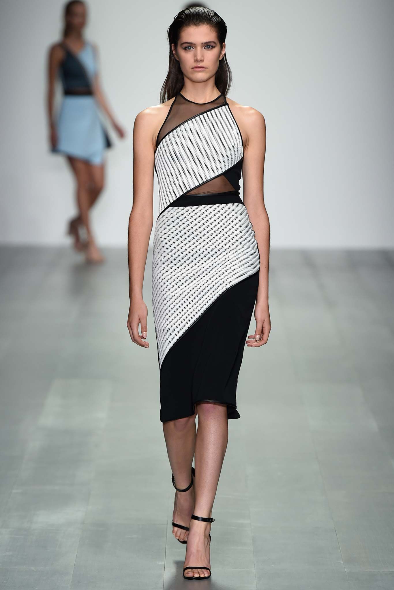David Koma S/S 15 Look 32