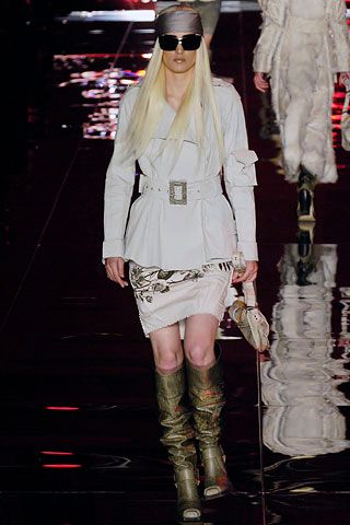 Christian Dior F/W 06 Look 85