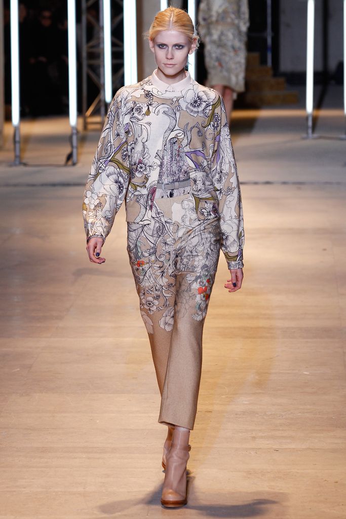 Cacharel F/W 11 Look 42