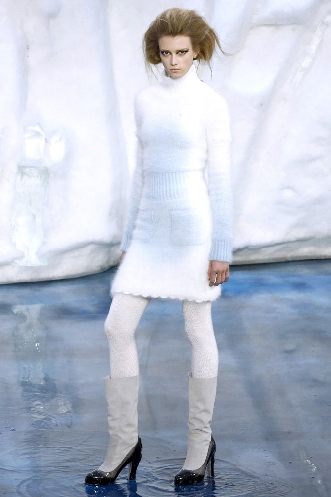 Chanel F/W 10 Look 354